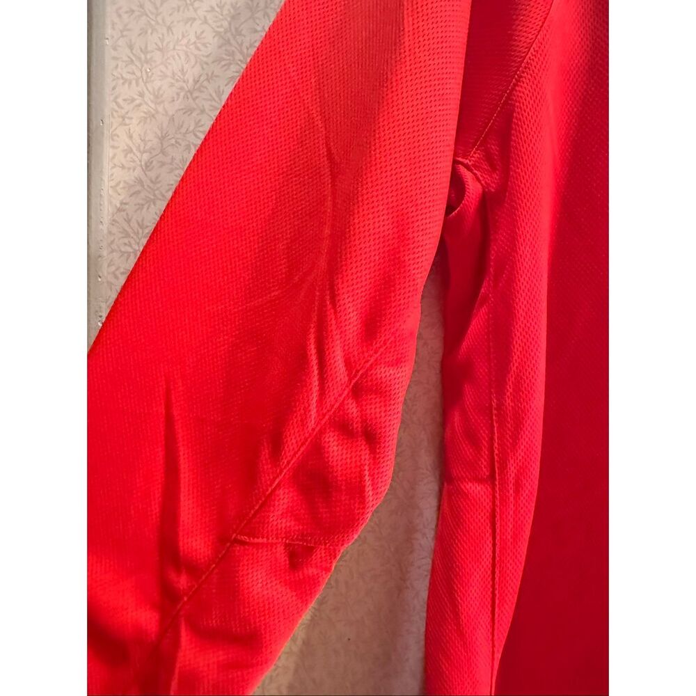 NWT Dakine athletic top - Picture 6 of 8